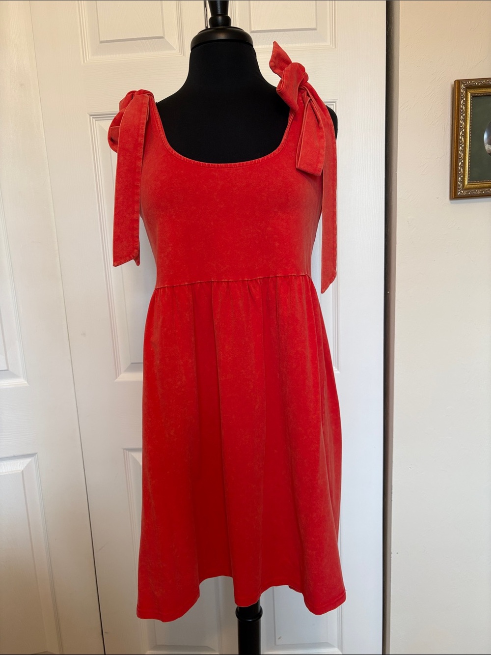 NWT Hem & Thread Red Sleeveless Dress with Tie Shoulders. Size Small.